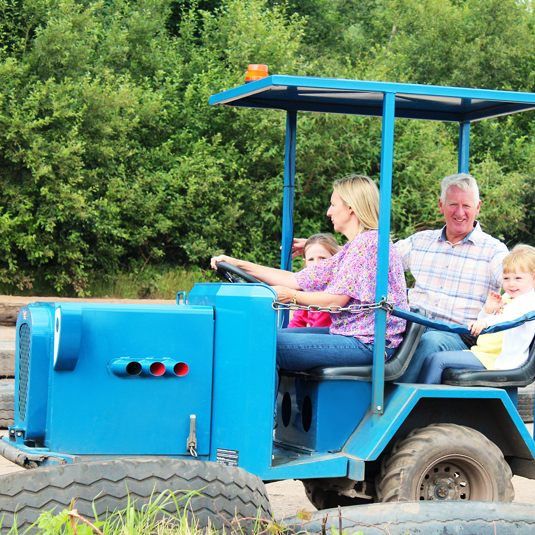 Mini Tractors Diggerland