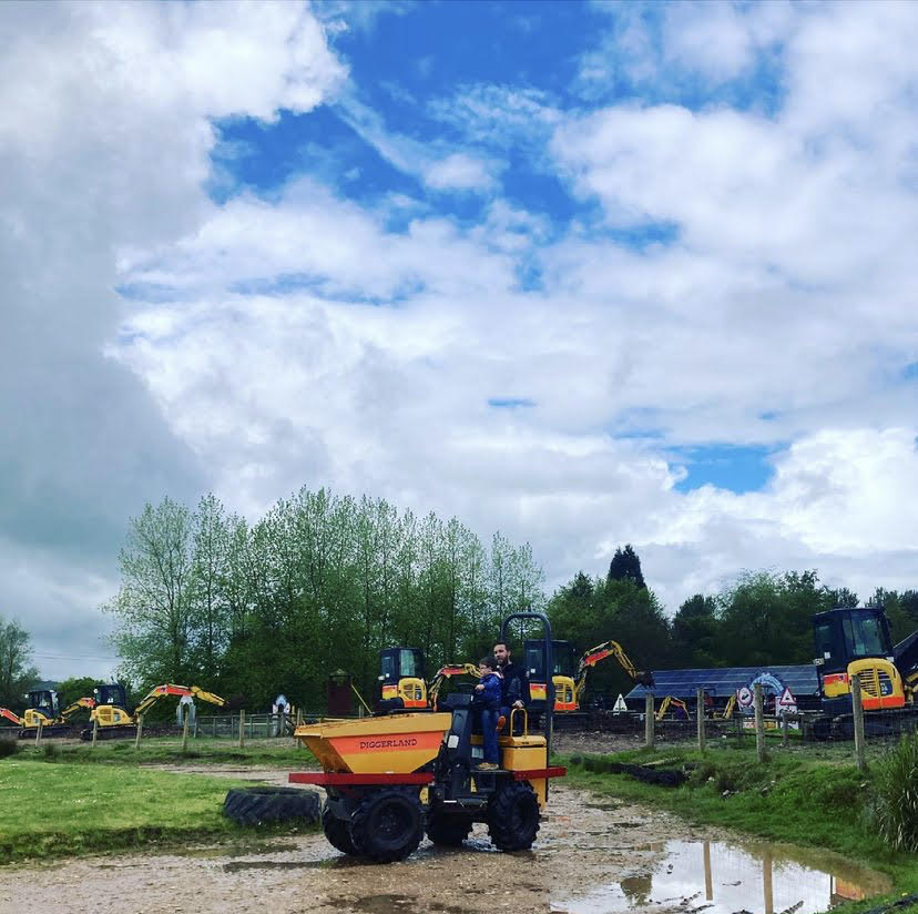 things to do outdoors - rainy days at Diggerland