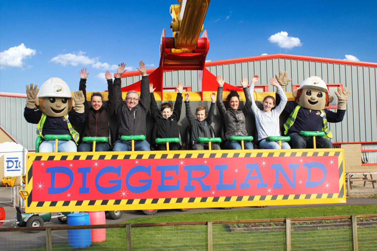 duggy-and-dotty-s-favourite-rides-at-diggerland-uk