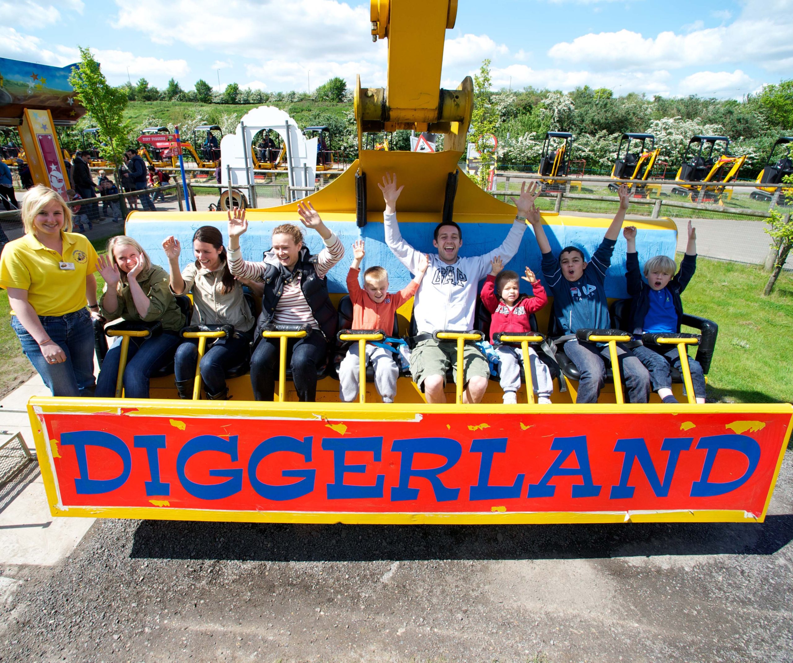 thrilling-theme-park-exploring-diggerland-s-unique-rides