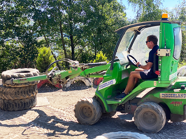 StackAttack ride at Diggerland UK Theme Park