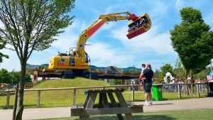 Spindizzy ride at Diggerland UK Theme Park.