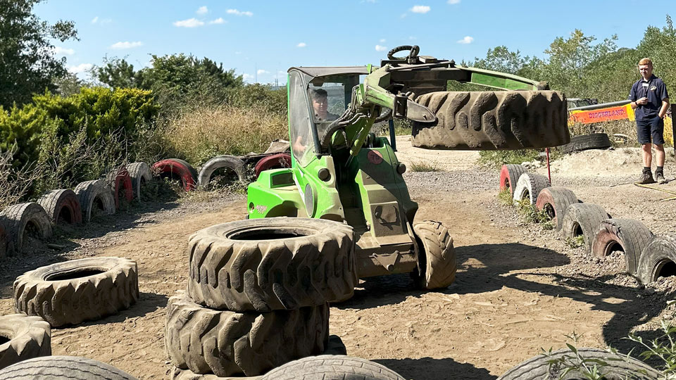 StackAttack ride at Diggerland UK Theme Park