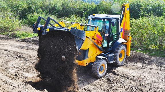 Operate a Digger as a Diggerland adult experience day individual JCB Experience