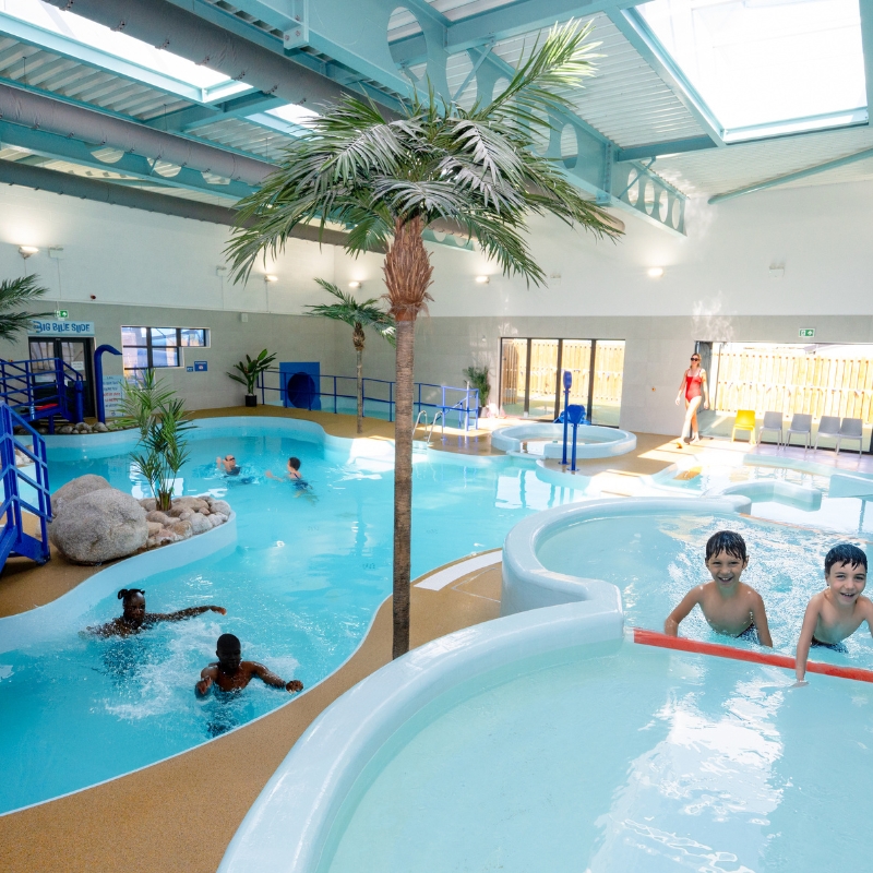 John Fowler Holiday in Devon near Diggerland Devon