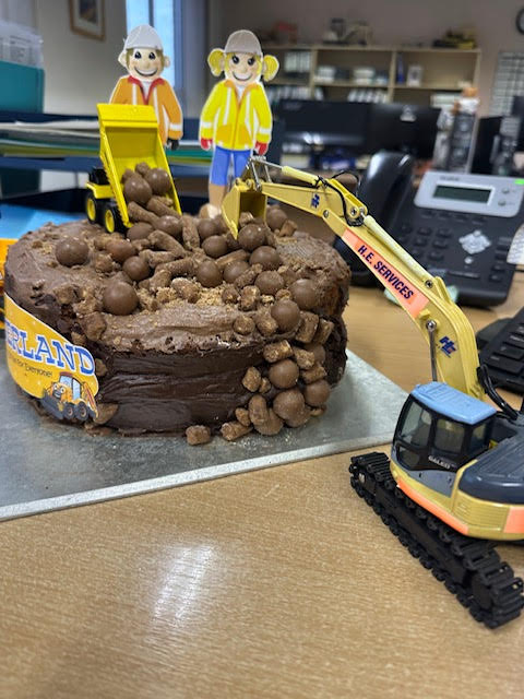 Digger Cake - Diggerland Birthday Cake