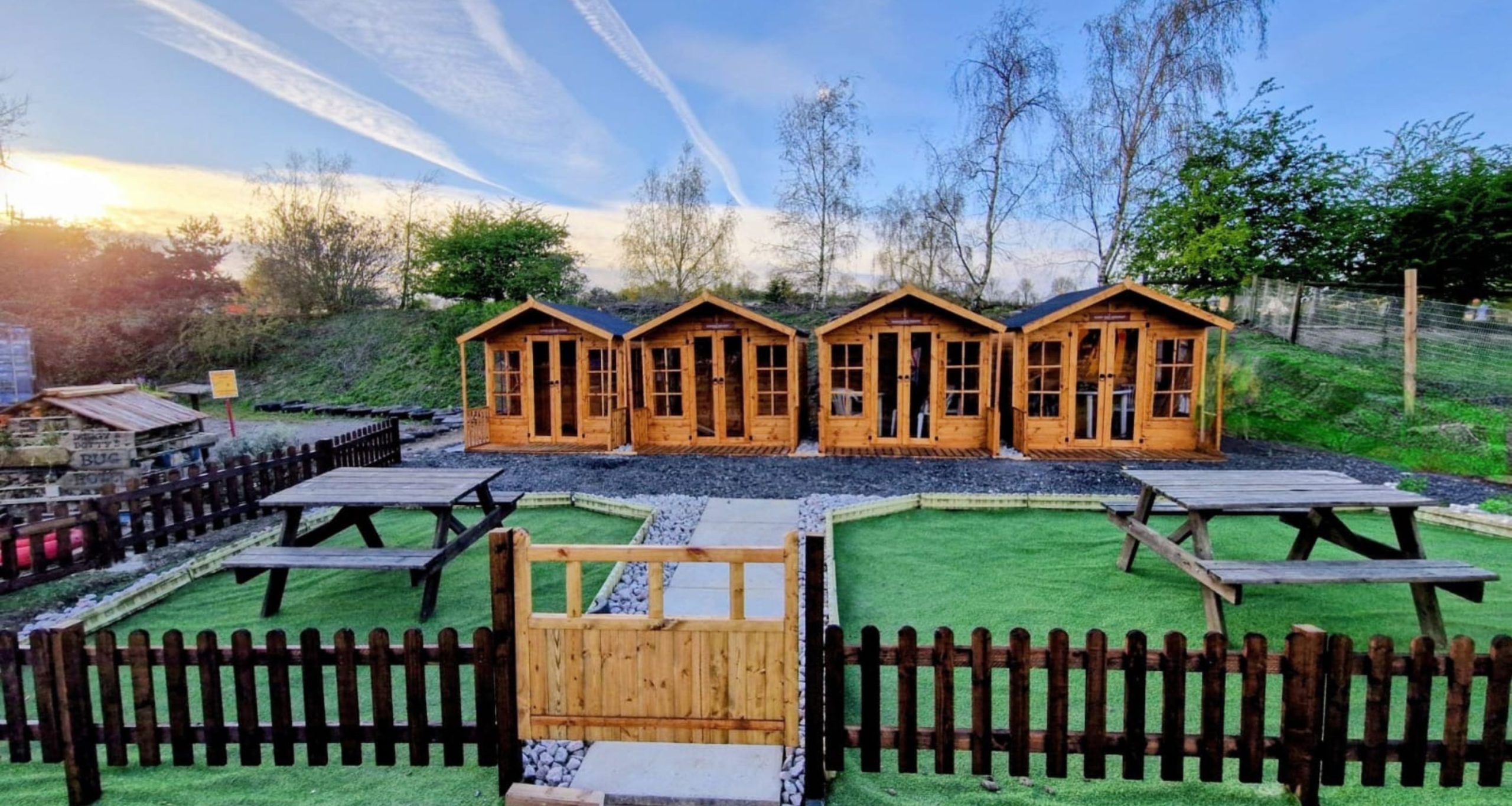Private Site Hut Hire at Diggerland